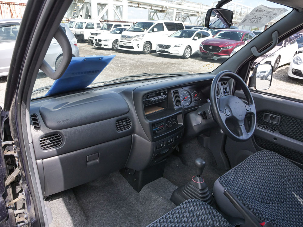 2000 Daihatsu Atrai