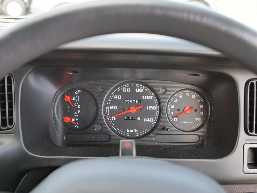 2000 Daihatsu Atrai