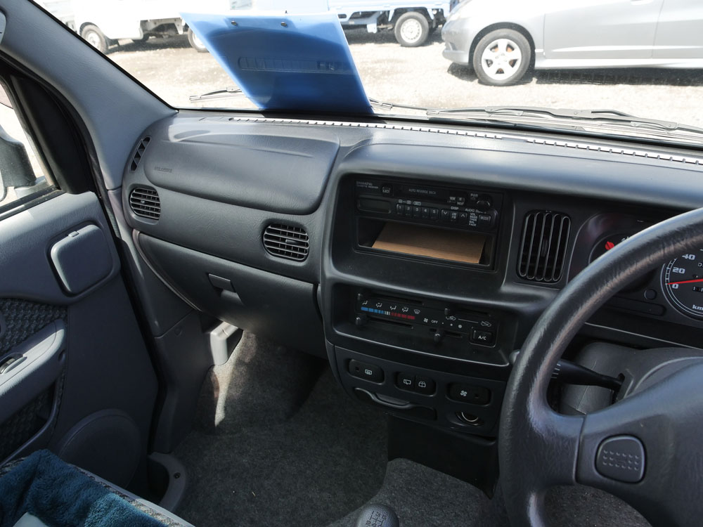 2000 Daihatsu Atrai