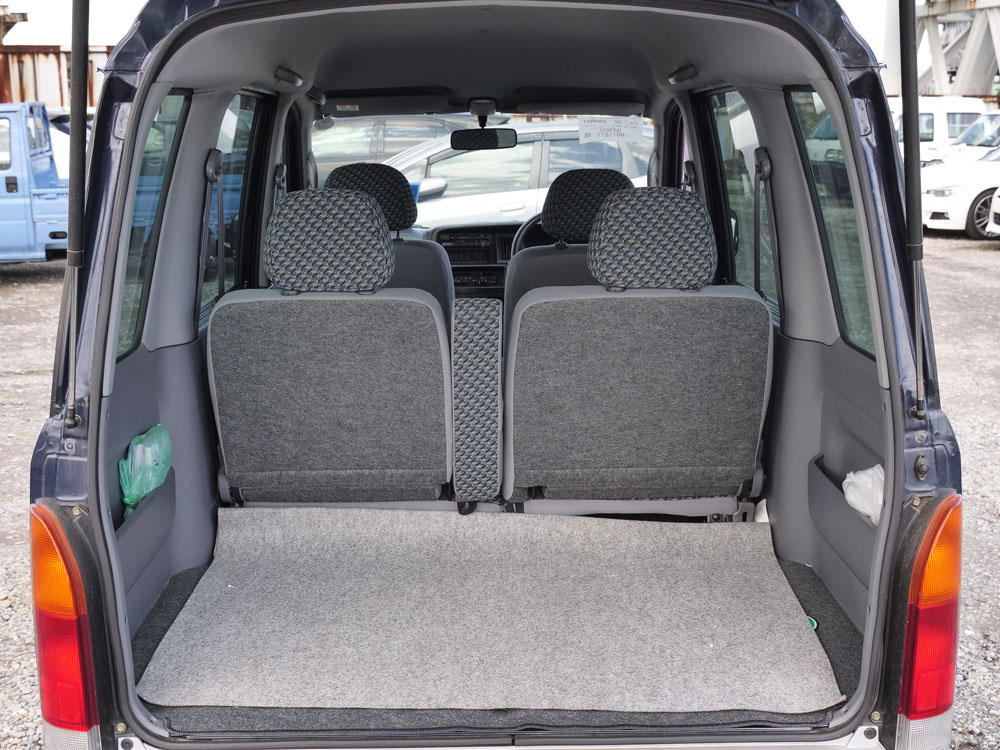 2000 Daihatsu Atrai