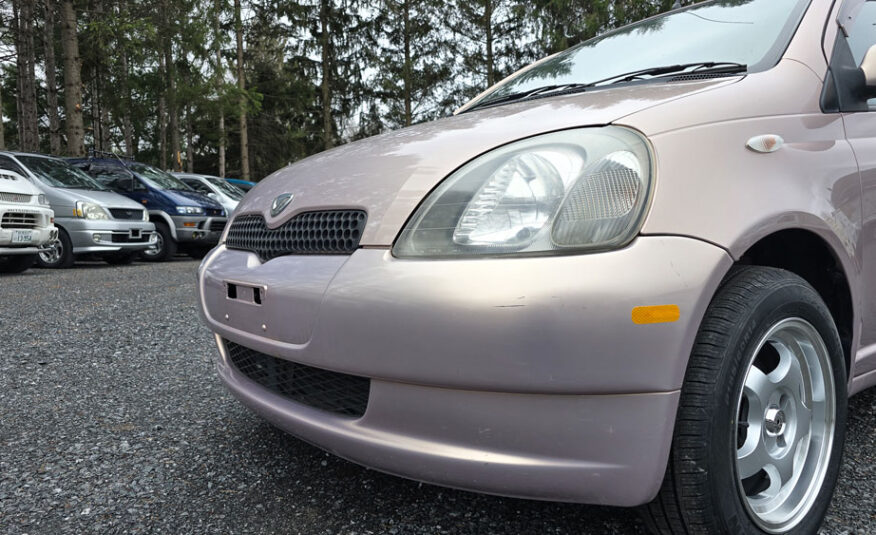 2000 Toyota Vitz Pink - Toyota Echo Pink Front Side View
