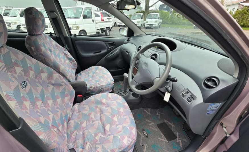 2000 Toyota Vitz