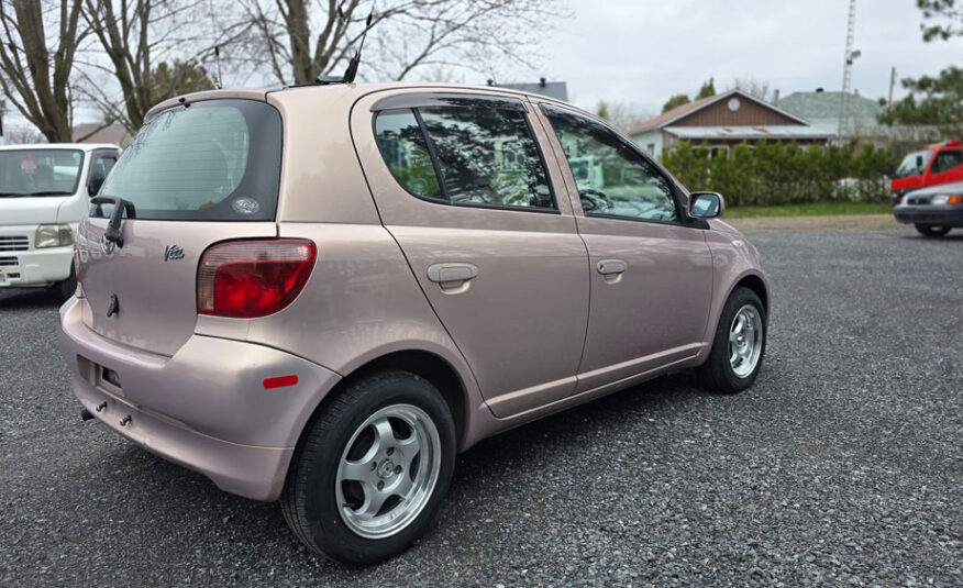 2000 Toyota Vitz Rose - Toyota Echo Rose Vue Arrière