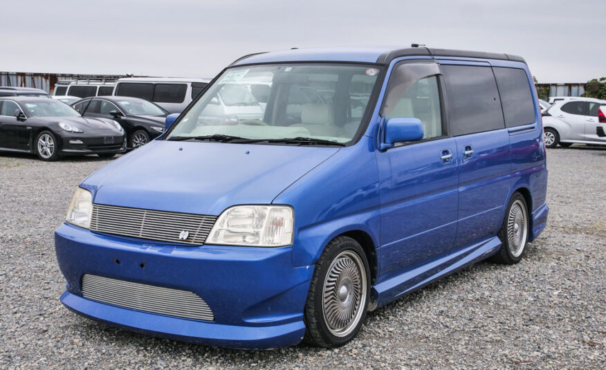 2000 Honda Stepwagon JDM Blue Front Side View
