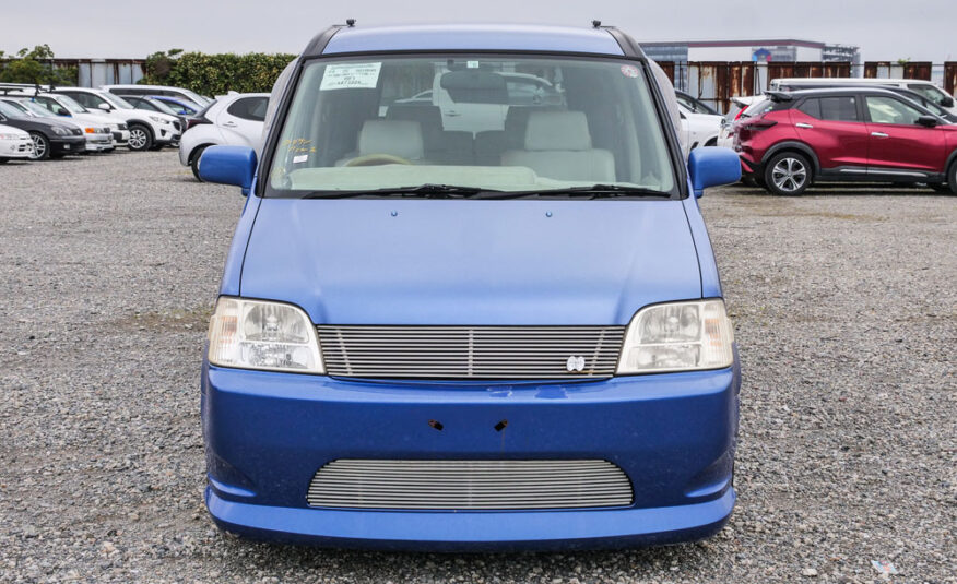 2000 Honda Stepwagon JDM Blue Front Side View