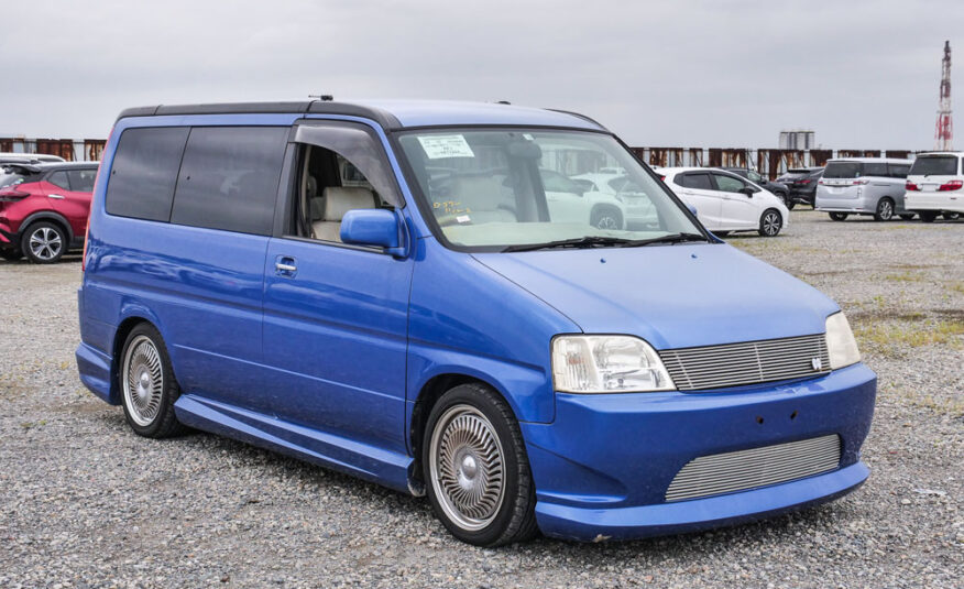 2000 Honda Stepwagon JDM Blue Front Side View