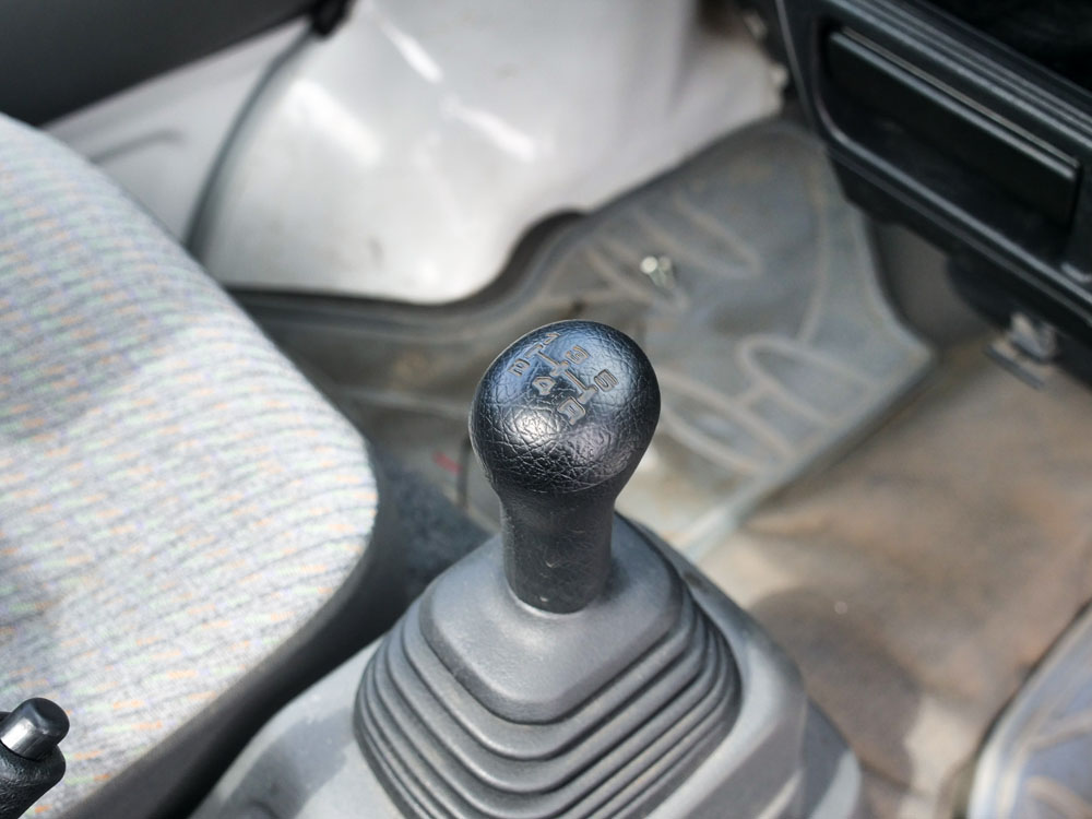 2001 Suzuki Carry