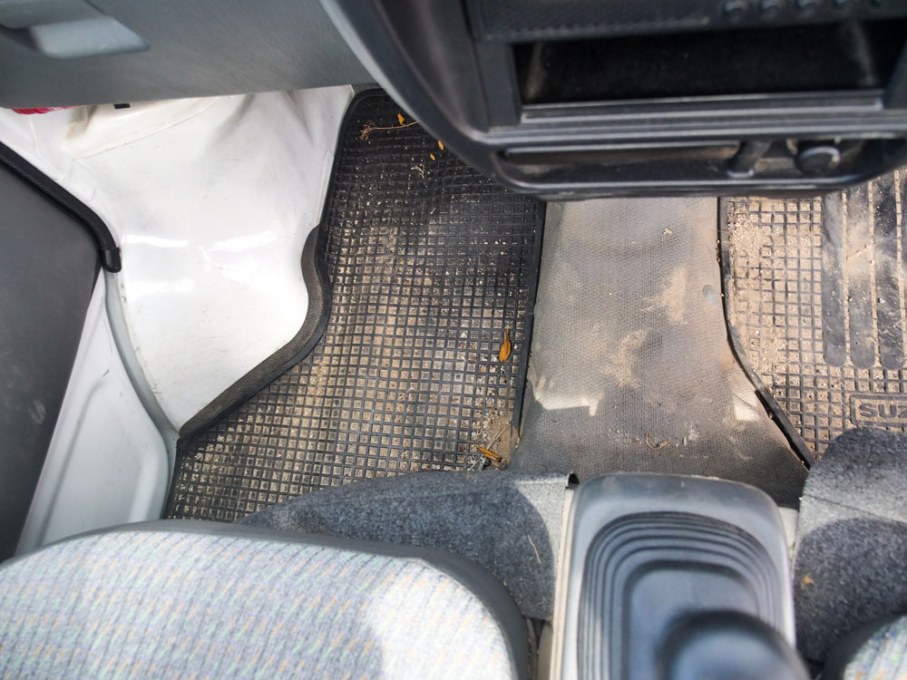 2001 Suzuki Carry