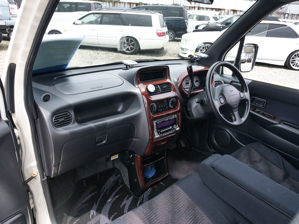 1999 Daihatsu Move
