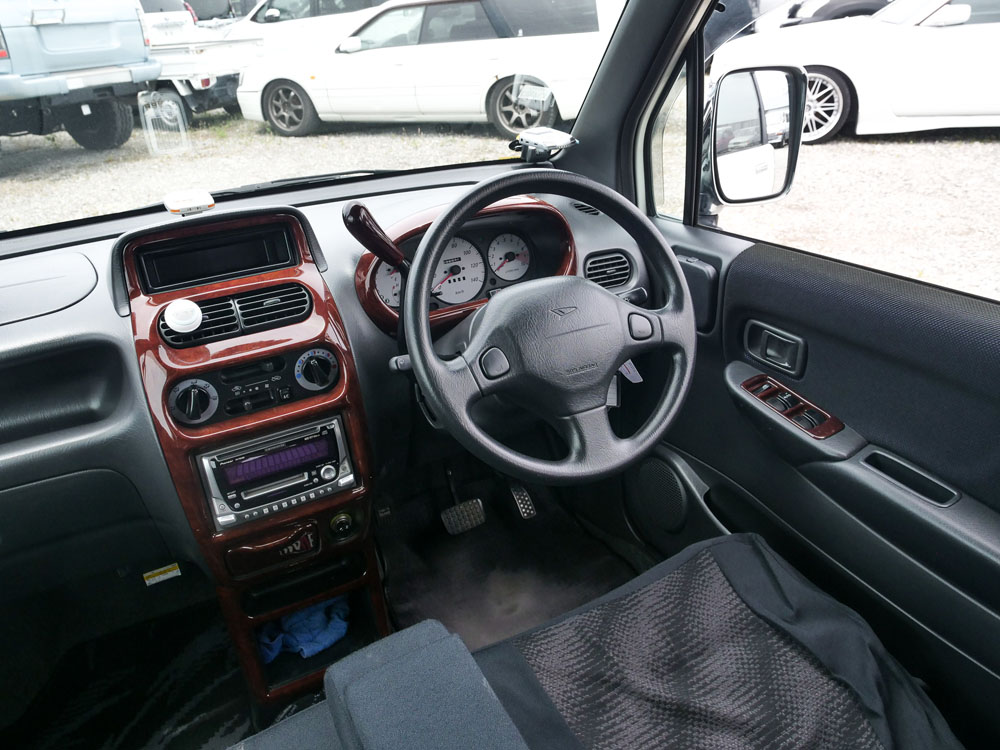 1999 Daihatsu Move