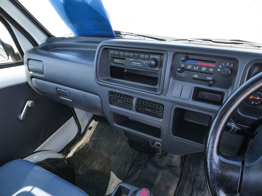 2001 Subaru Sambar